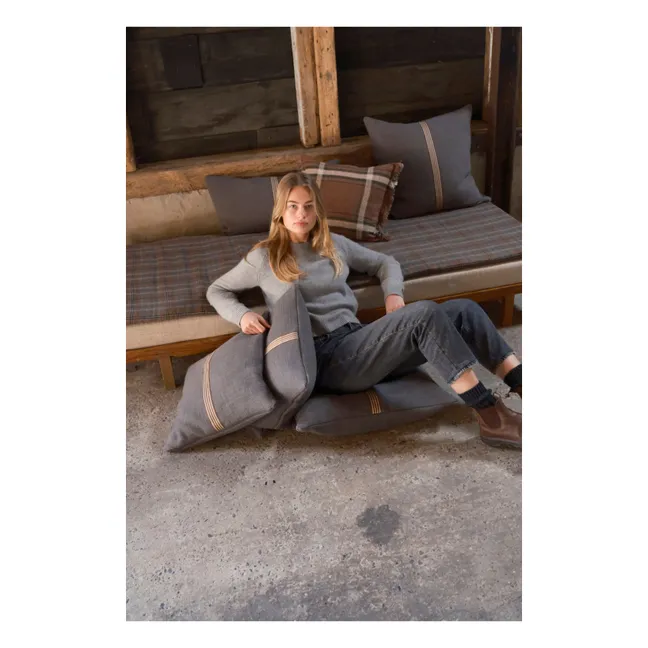 Jasper linen cushion cover | Carbon