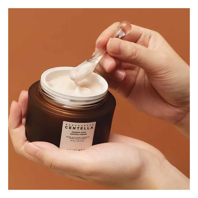 Rich moisturizing cream with centella asiatica and probiotics - 50ml