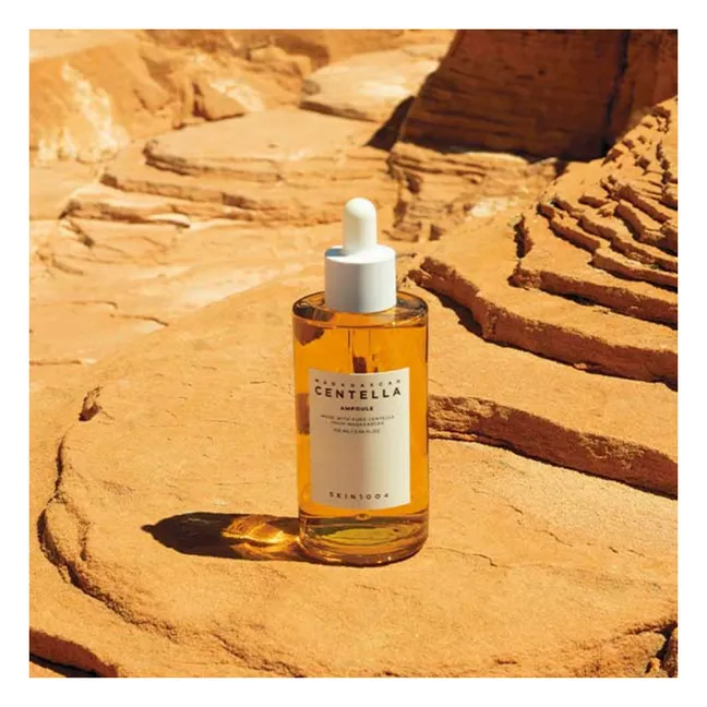 Moisturizing and soothing serum with centella asiatica - 55ml