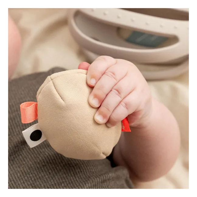 Clucky teething toy | Sand