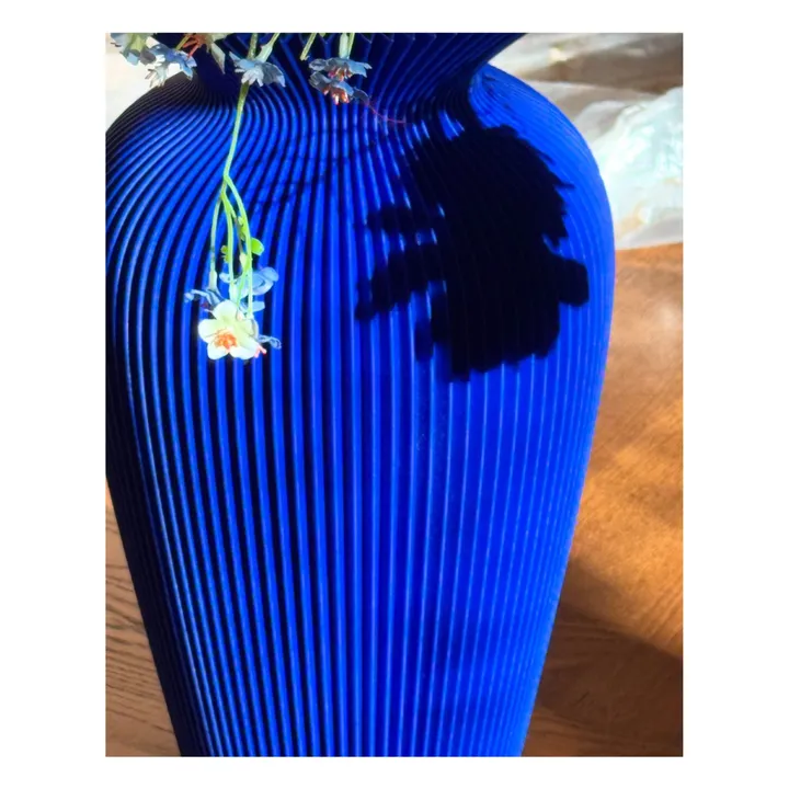 Betty vase | Klein Blue- Product image n°3