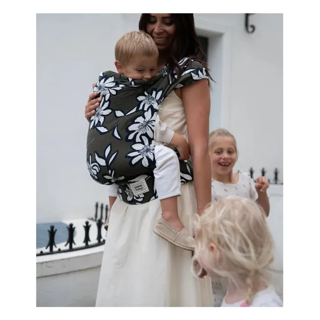 Carry &amp; Bloom baby carrier | Khaki