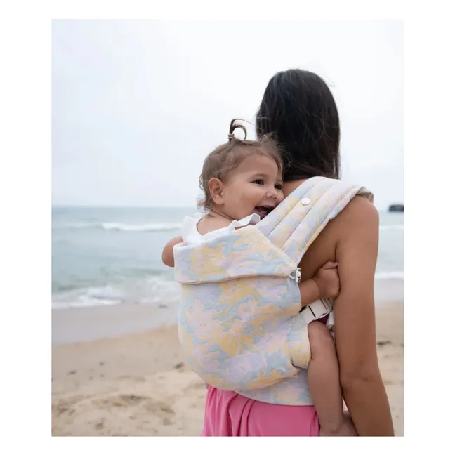 Carry &amp; Bloom baby carrier | Pastel