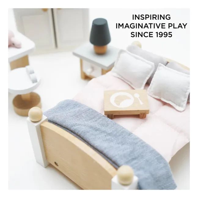 Daisylane Master Bedroom