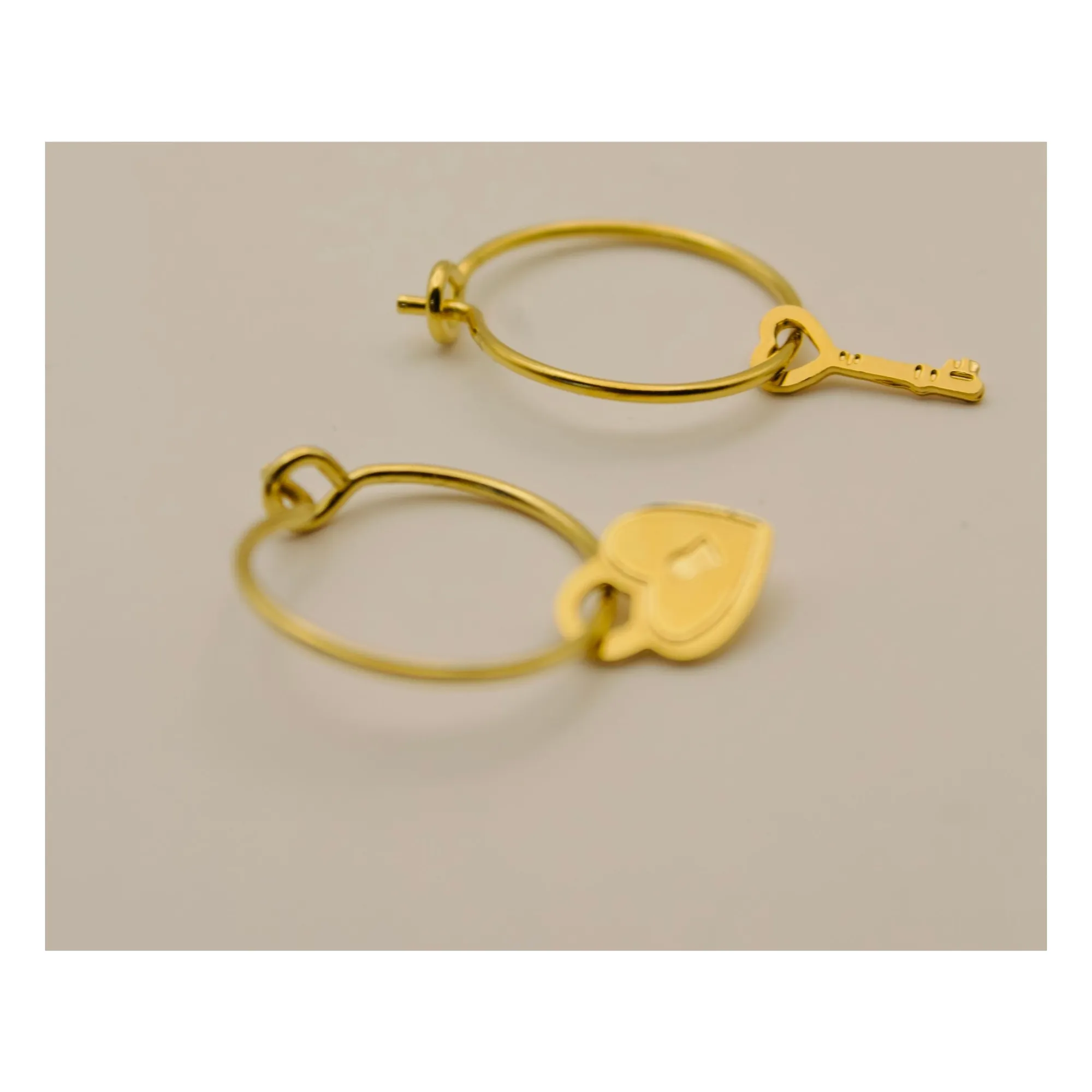 Adorabili Gold Secret Asymmetrical Creoles