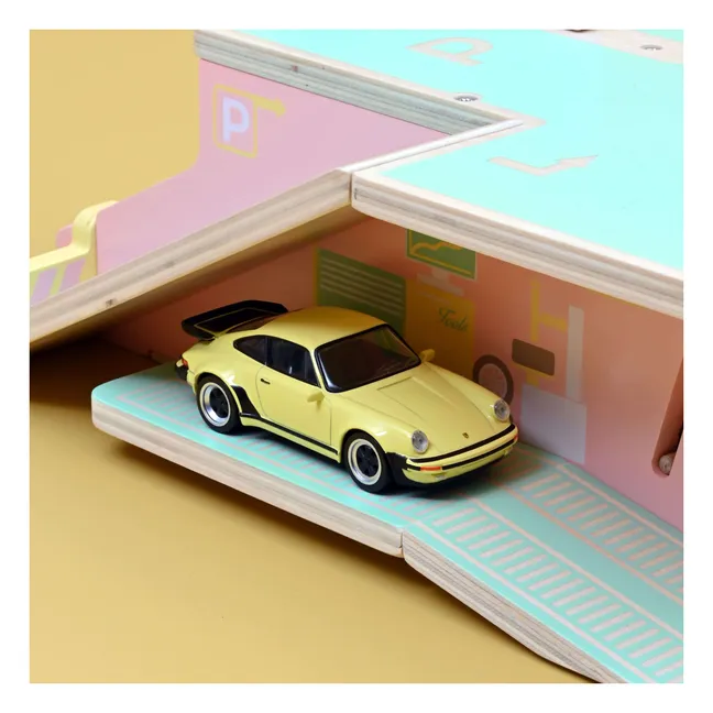 Palm Springs service station