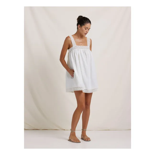 Embroidery dress | White