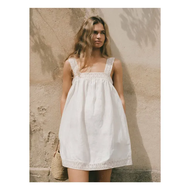 Embroidery dress | White