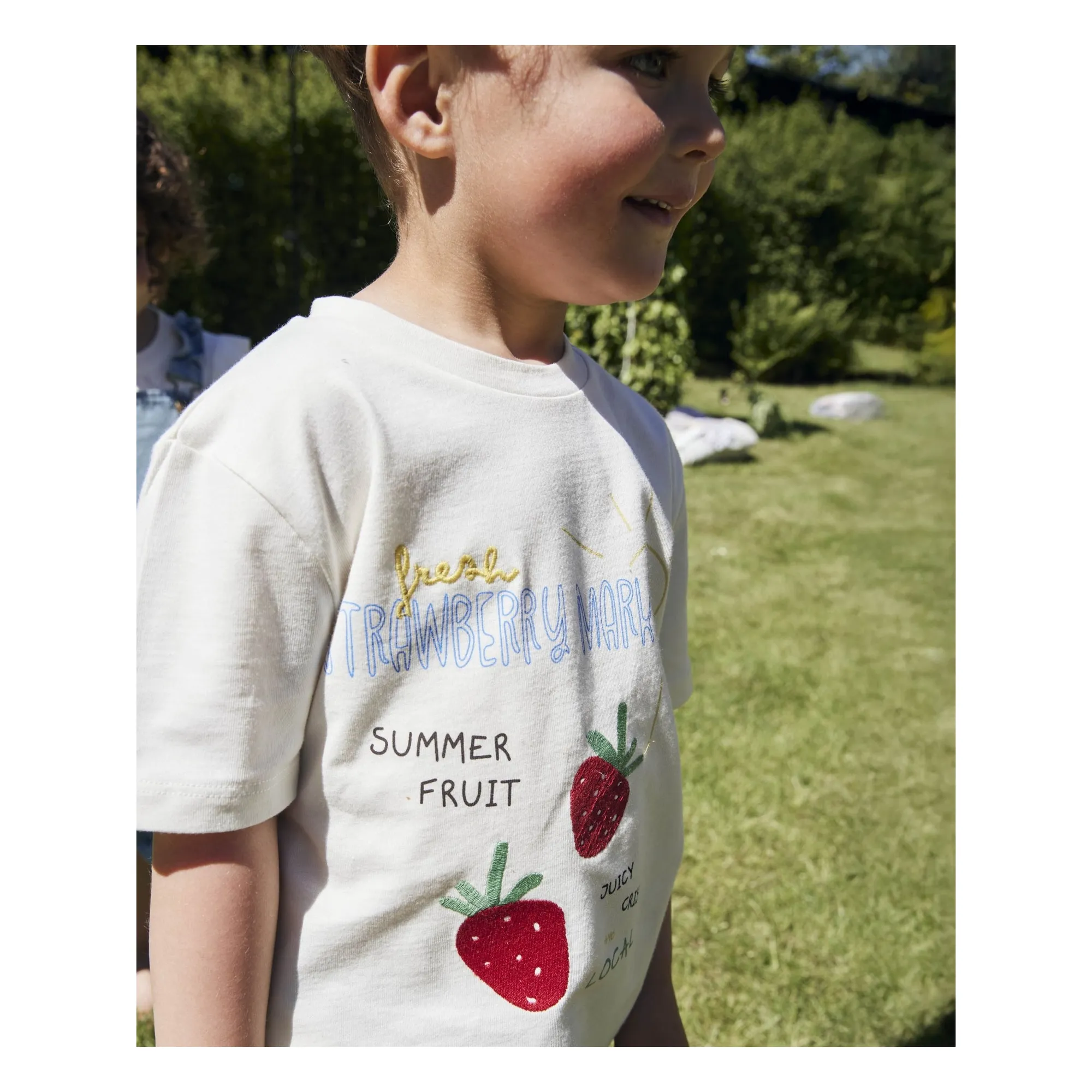 Camiseta de algodón orgánico Sommer Strawberry | Blanco- Imagen del producto n°2