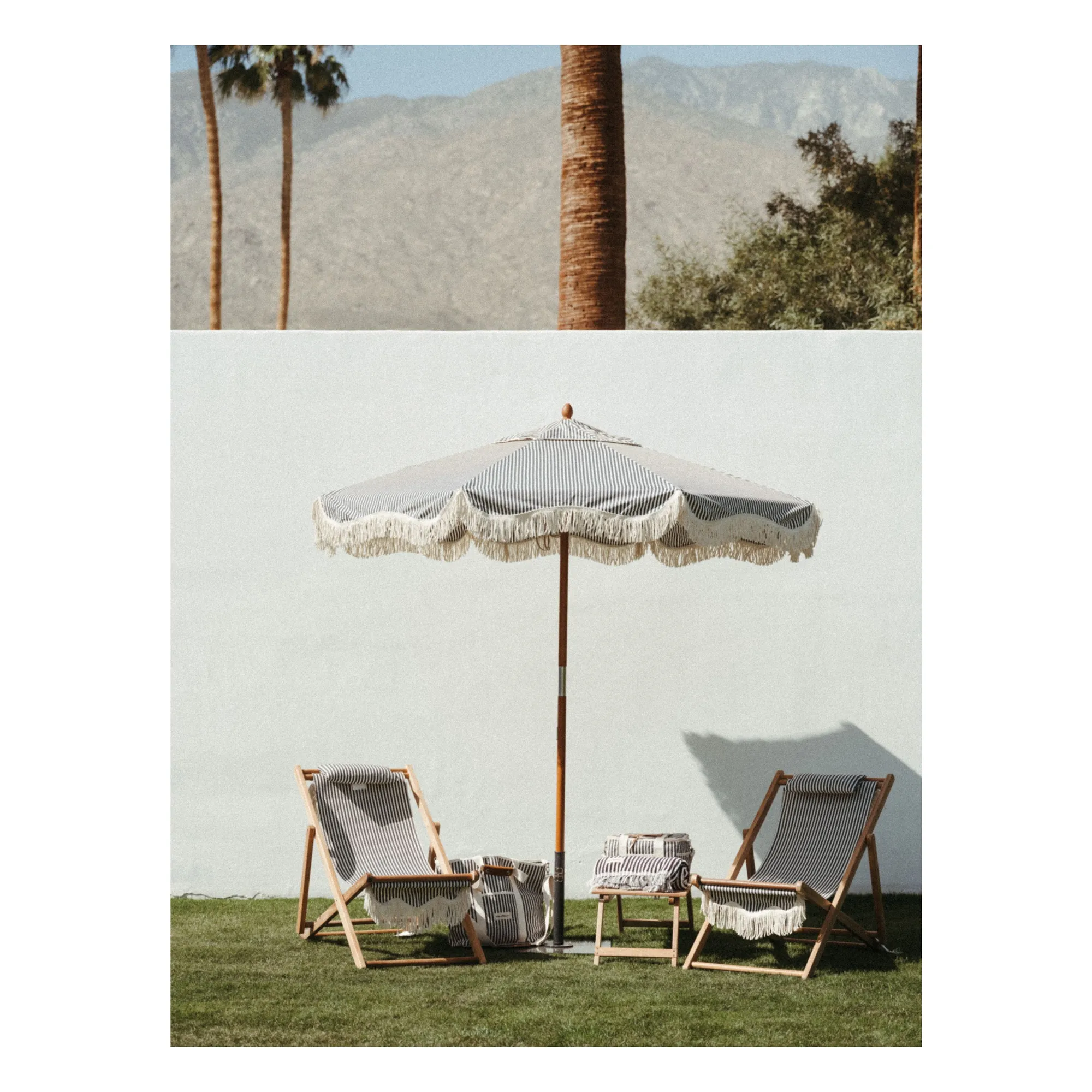 Parasol frangé Market | Bleu marine- Image produit n°5