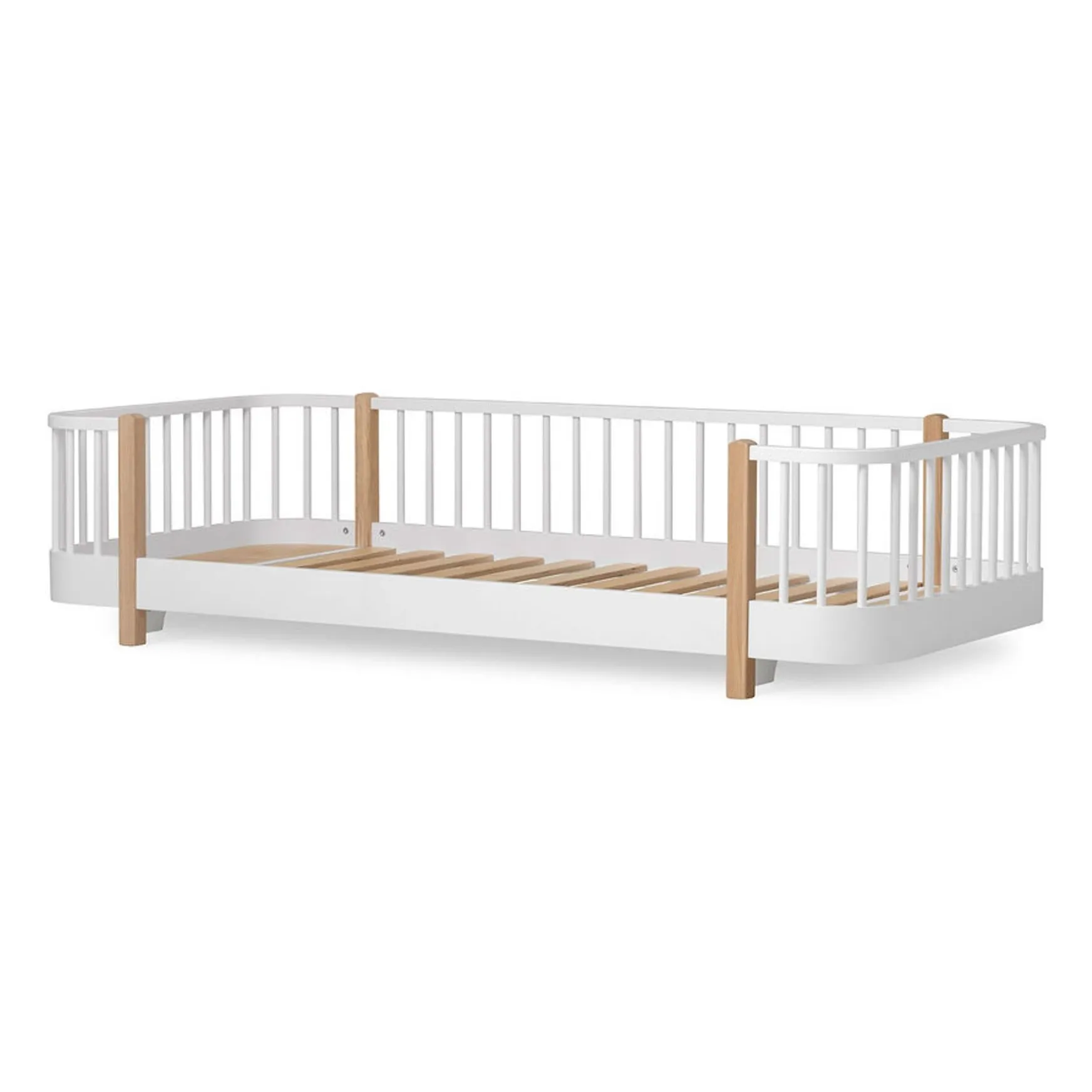 Oliver Furniture Oak Wood Original Floor Bed