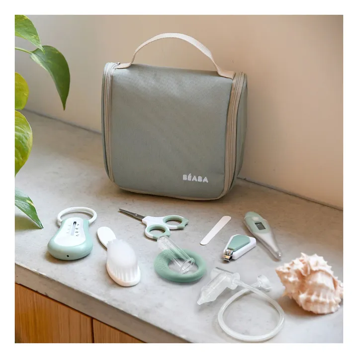 Trousse de toilette avec 10 accessoires | Sauge- Image produit n°1