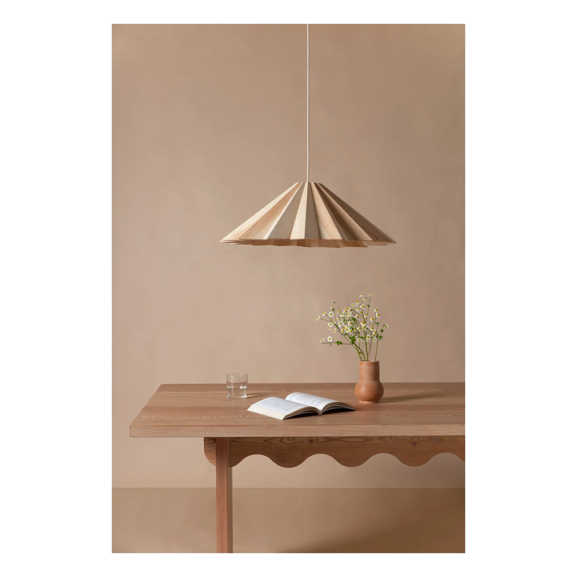 Suspension en bois Stratus | Pin- Image produit n°1
