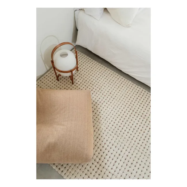 Carpet Reveal | Ecru