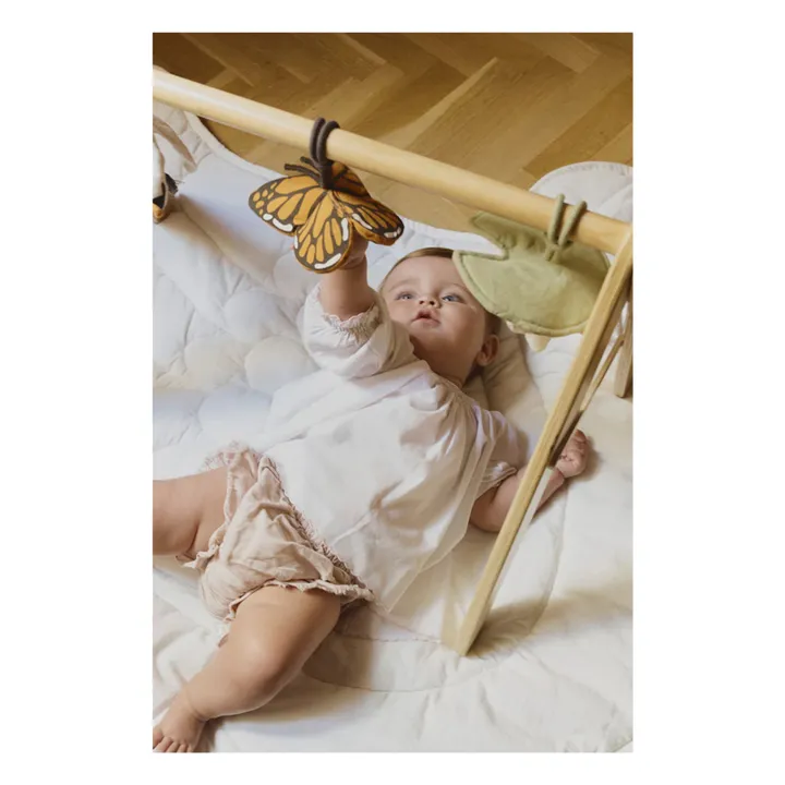 Tapis d'éveil avec ses 3 jouets à suspendre Cygnes | Blanc- Image produit n°1