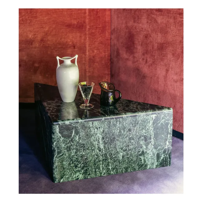 Tavolino Triangolo in marmo e alluminio spazzolato | Verde Granito