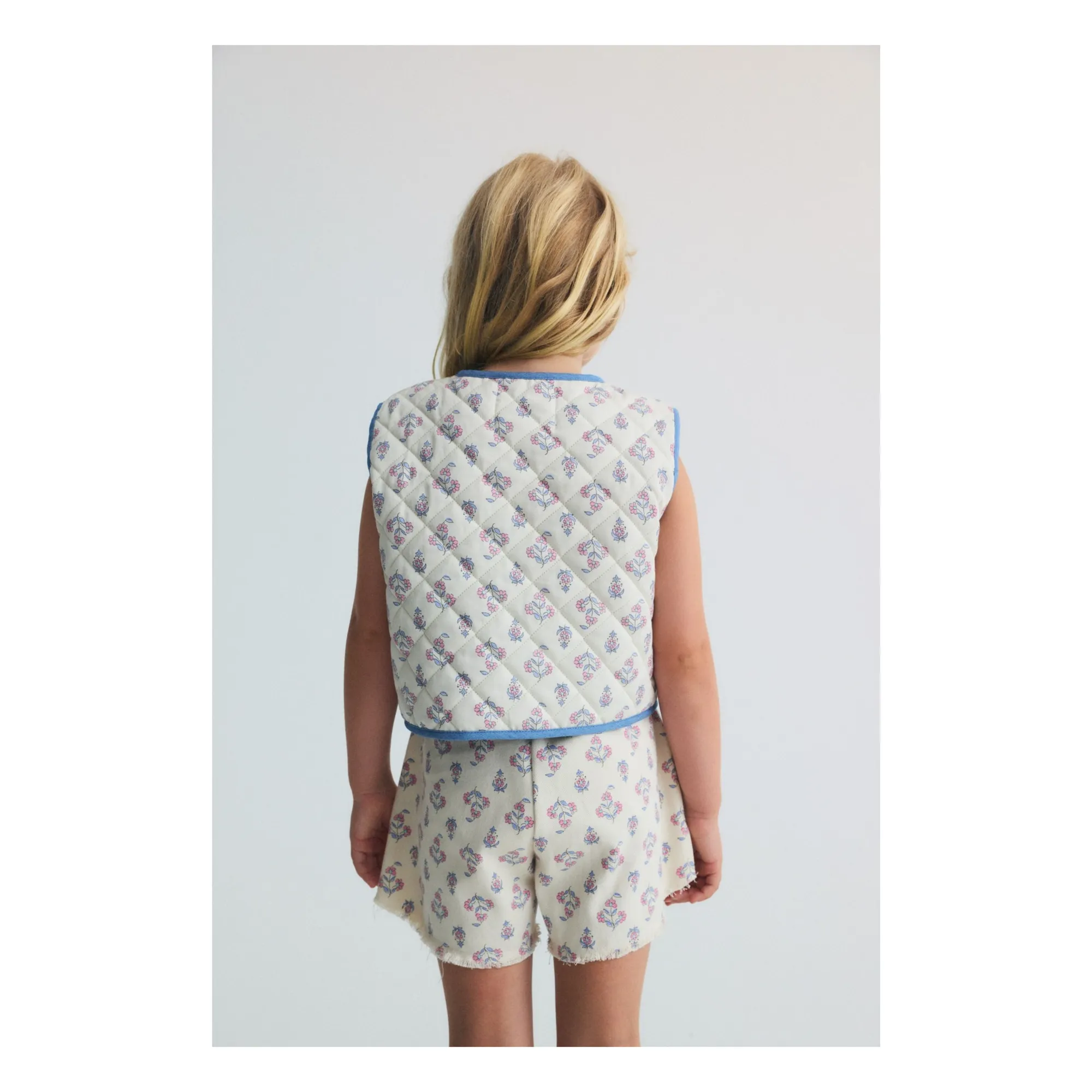 Chaleco sin mangas Clavel Floral | Crudo- Imagen del producto n°2