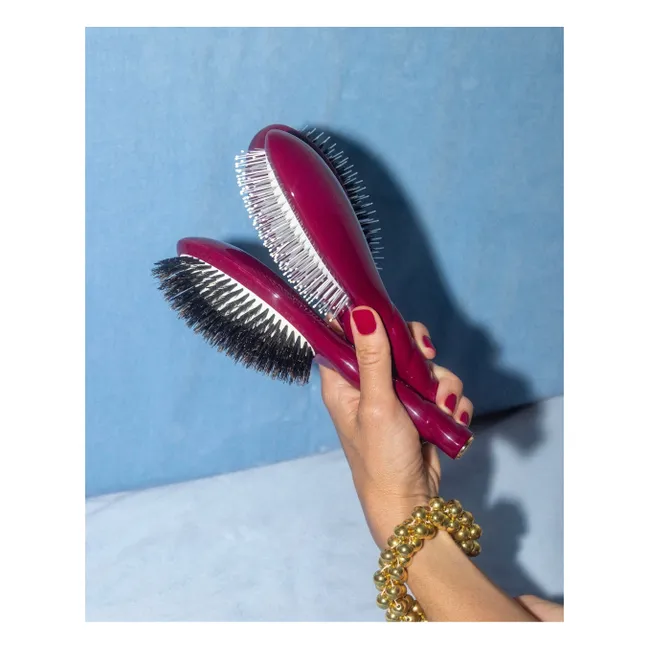 Brosse L'Universelle N°01 - Care and Shine  | Cherry red