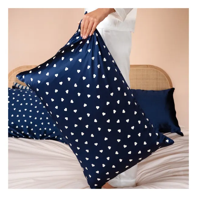 Heart-printed mulberry silk pillowcase  | Midnight blue