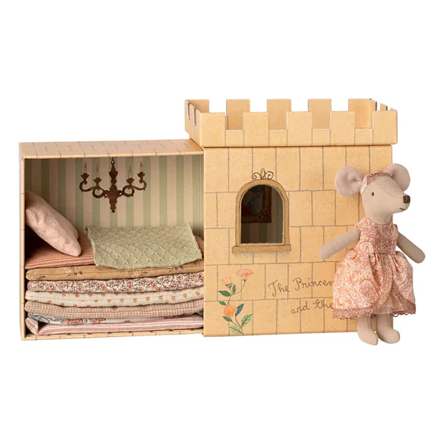 Doudou Princesse et son château