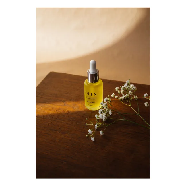 Huile relipidante et apaisante à l'amande - 30ml