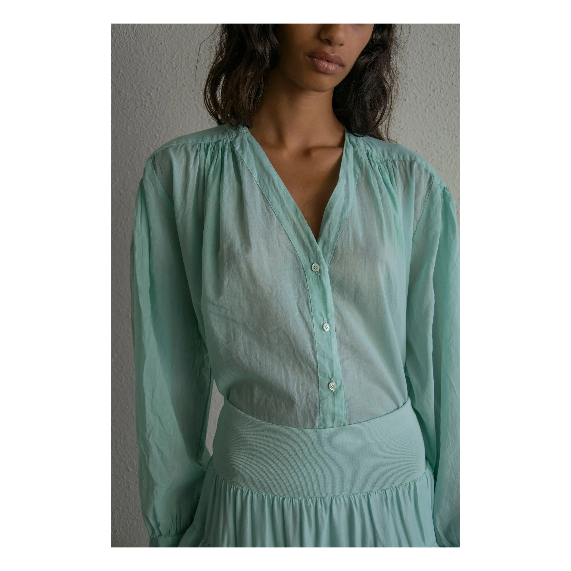 Blouse Vintage Col V Voile de Coton | Vert d'eau- Image produit n°4