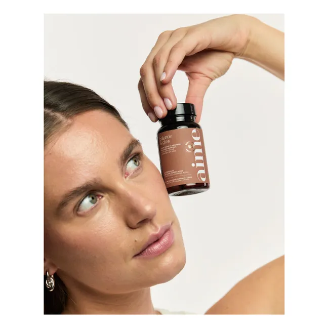 Complemento alimenticio Balance &amp; Glow - 60 cápsulas 
