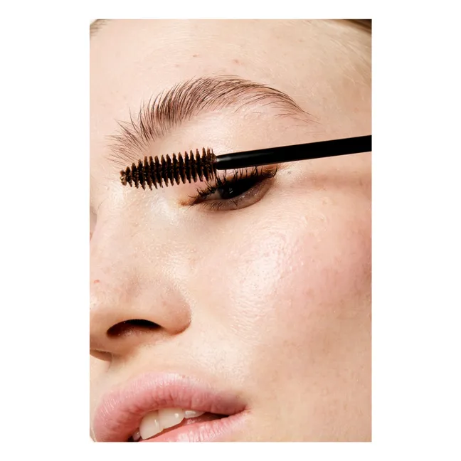 Die Masacara Wimpernpflege und Volumen | Braun
