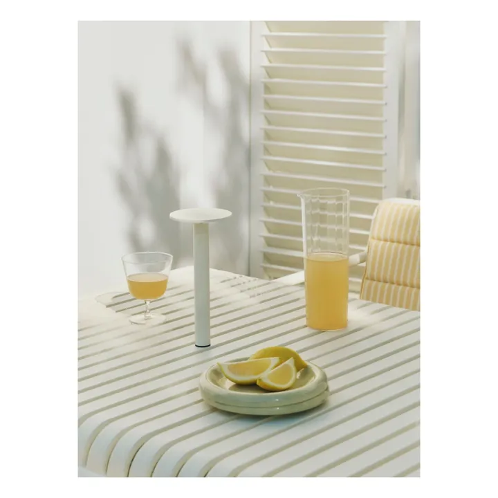 Barro terracotta plates - Set of 2, Rui Pereira | Pistachio- Product image n°1