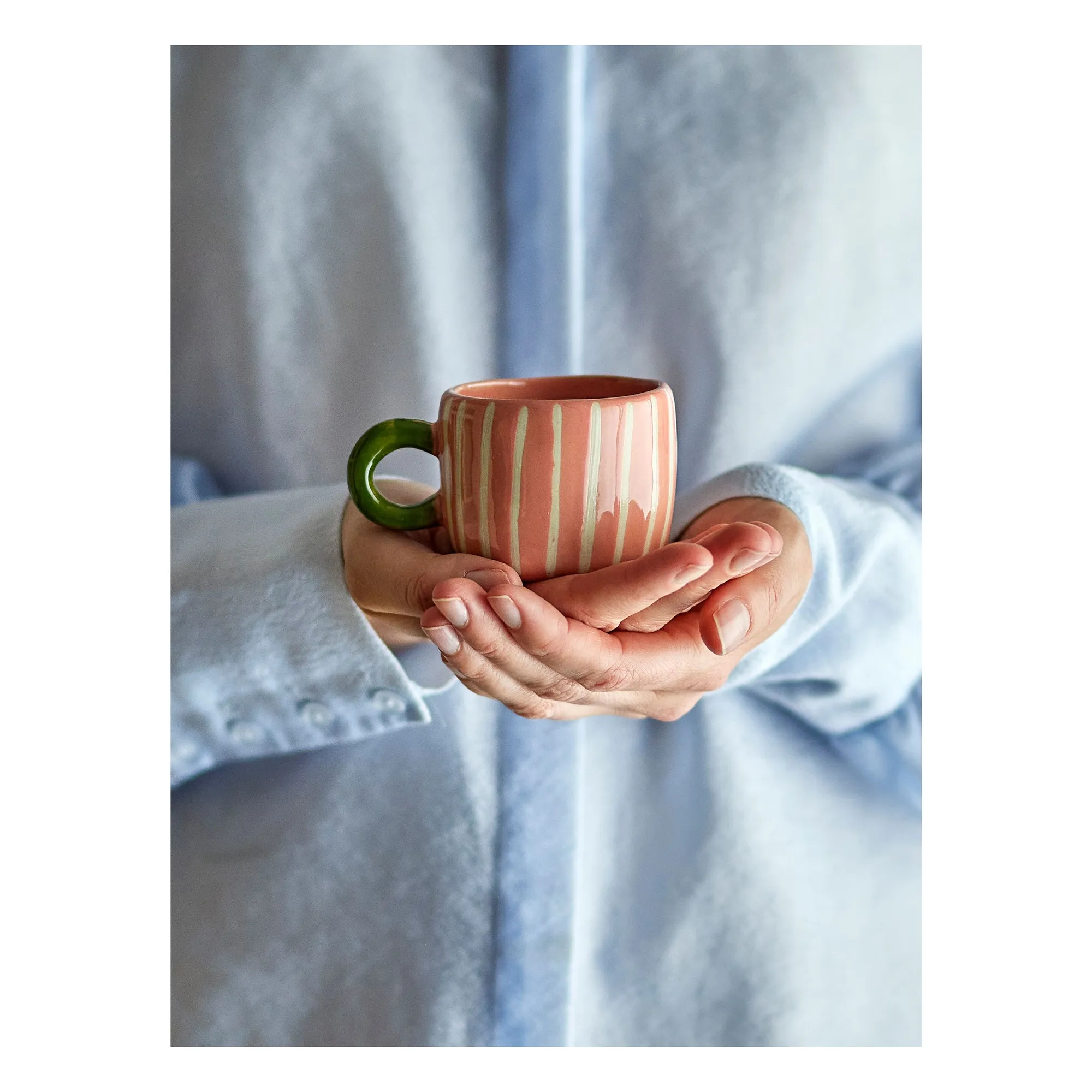 Tasse en grès à rayures Nini | Rose- Image produit n°2