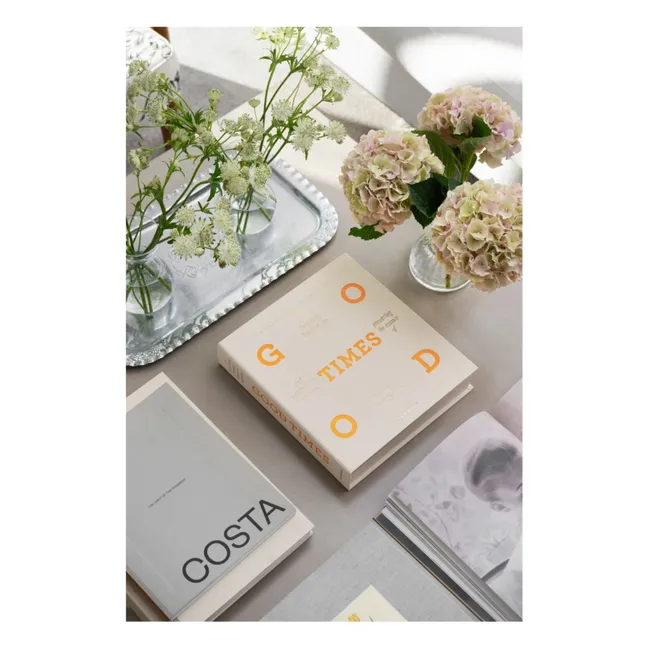 Álbum de fotos de los buenos tiempos | Beige