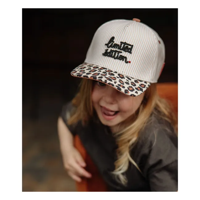 Gorra de visera curvada de leopardo de algodón orgánico | Crema