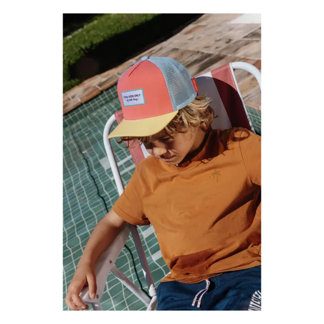 Gorra Trucker Mini Visera Curvada de Algodón Ecológico | Coral