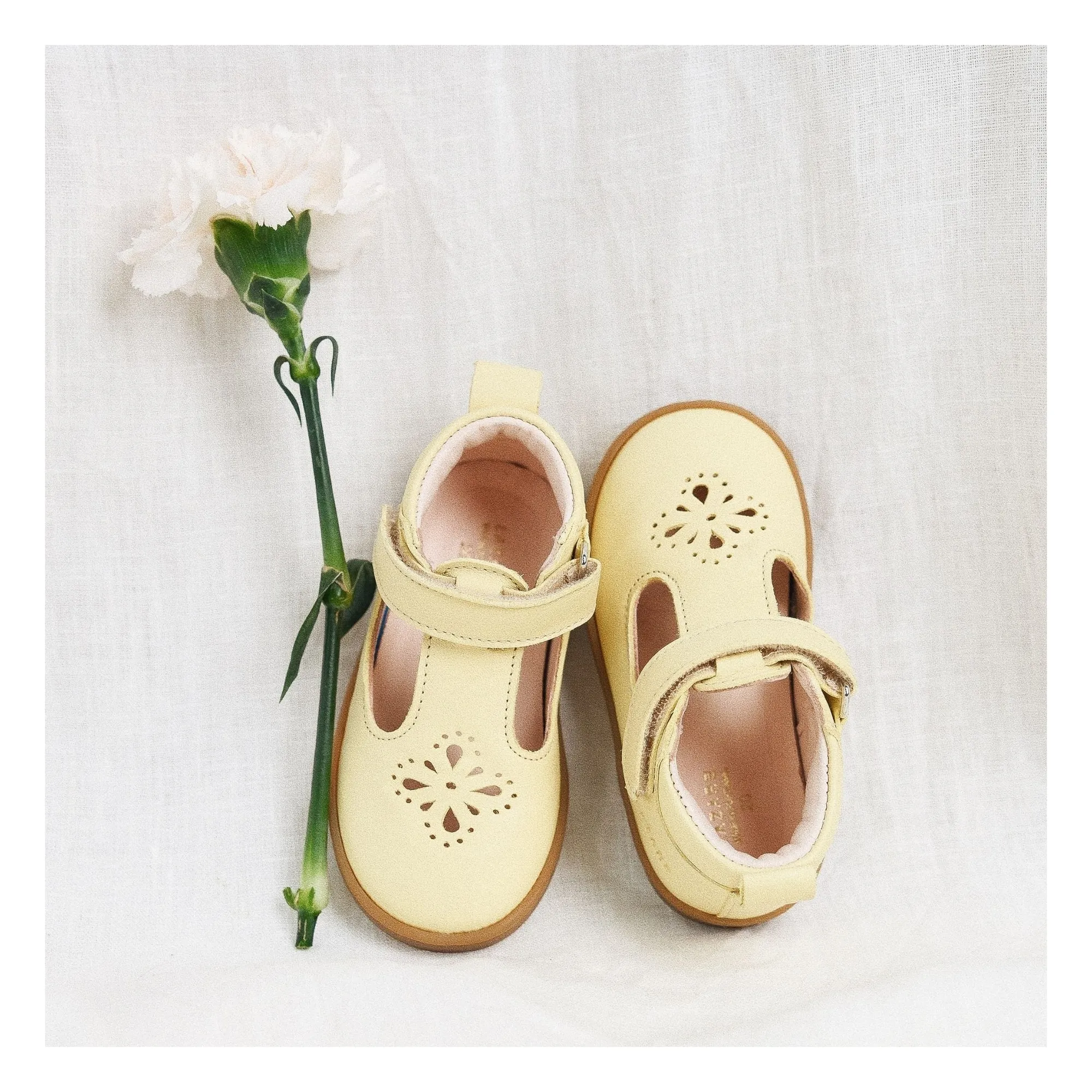 Babies Pia Etoile | Jaune pâle- Image produit n°1