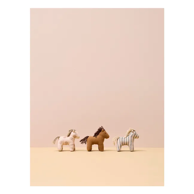 Etable avec chevaux