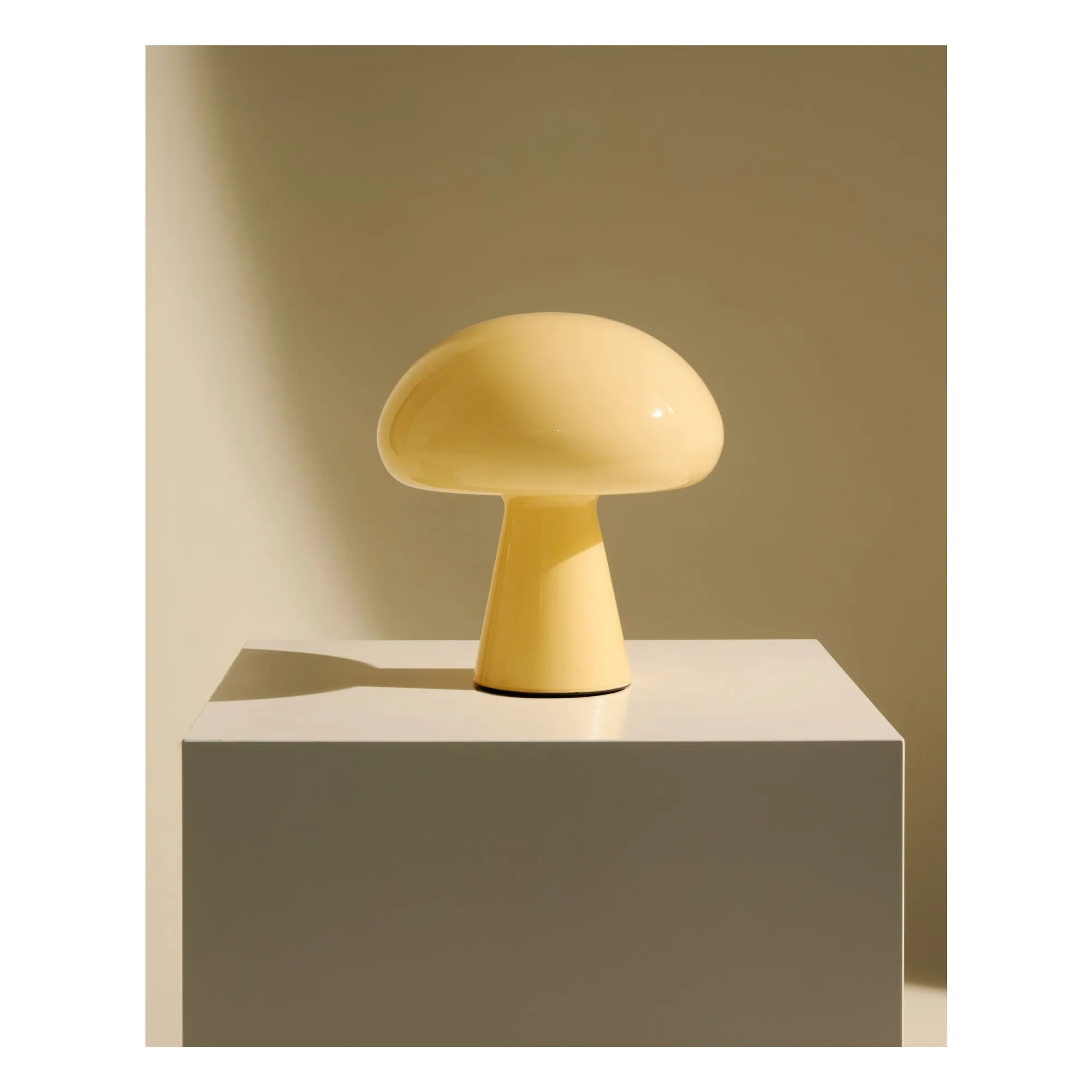 Lampe à poser Obello, Bill Curry | Jaune- Image produit n°1