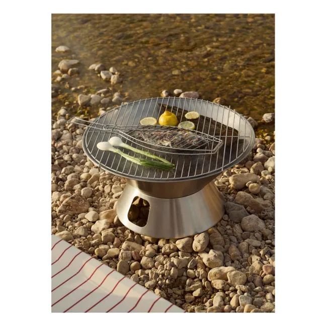 Parrilla de pescado del mercado al aire libre, Jasper Morrison | Steel