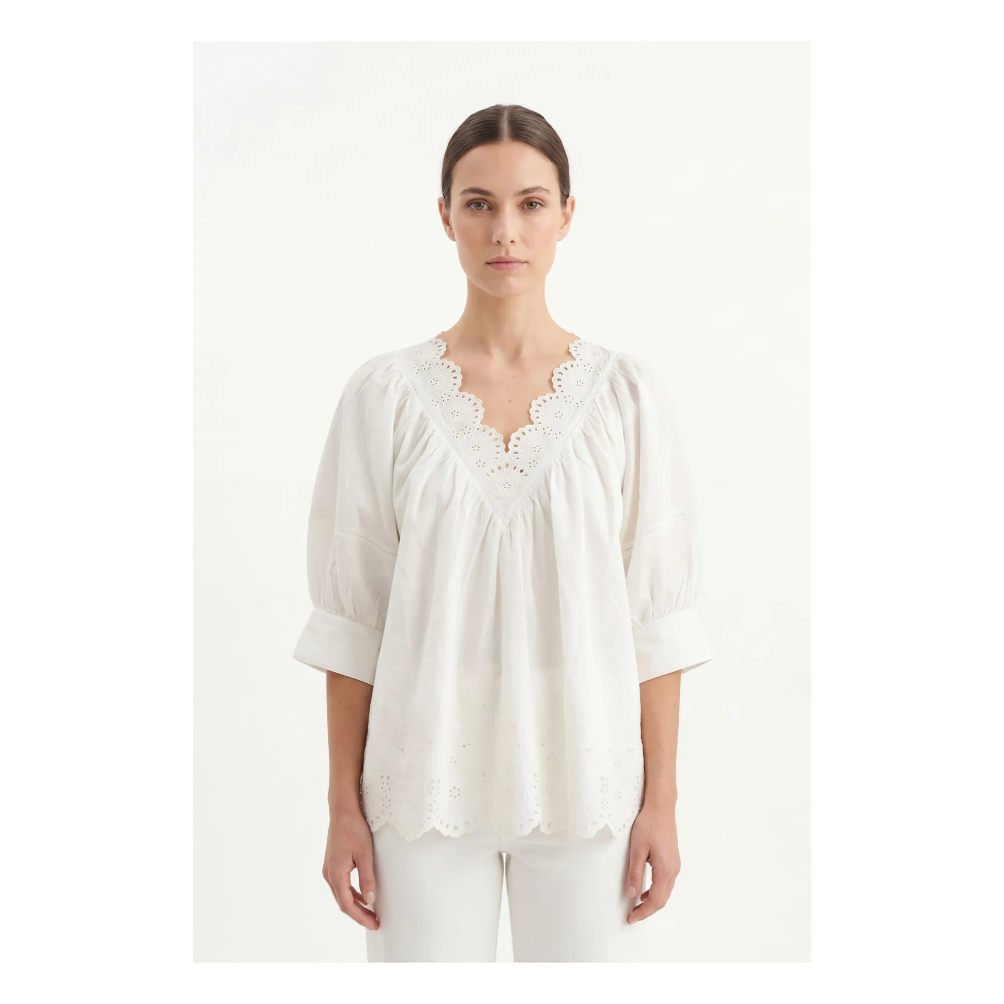Bellepiece White Tito Cotton Embroidered Blouse