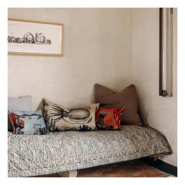 Cosmique London quilted bedspread | Blue