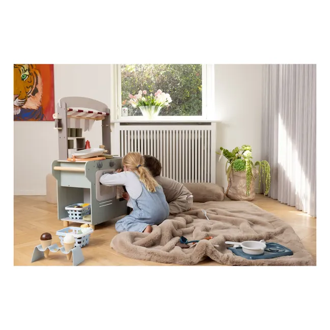 Street food stand in FSC wood | Green