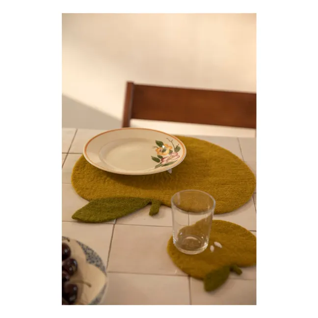 Mantel individual de fieltro con forma de manzana | Verde pistacho