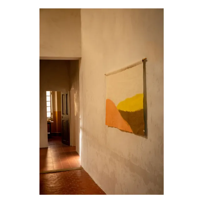 Valley wall hanging in felt | Blush