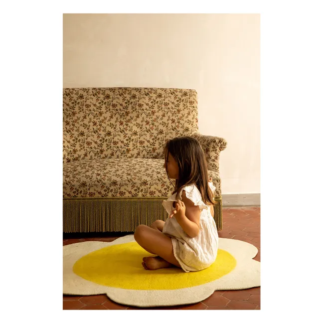 Daisy felt rug | Ecru