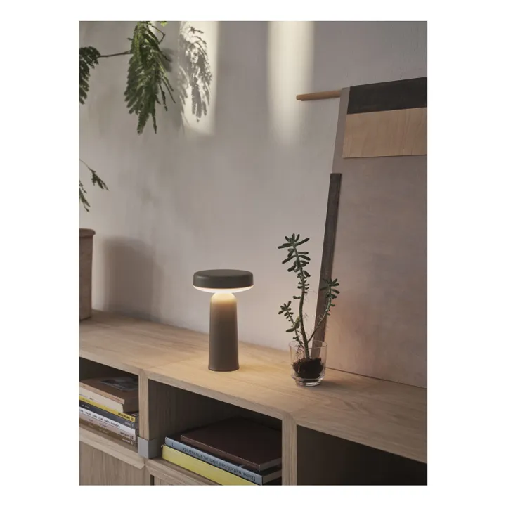 Lampe à poser Ease, Johan Van Hengel | Taupe- Image produit n°1