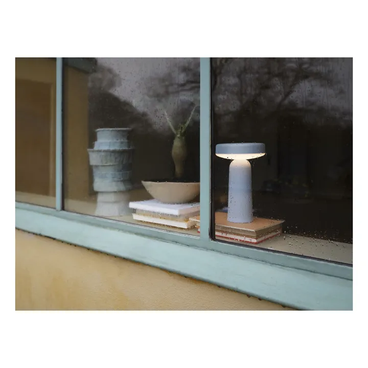 Lampe à poser Ease, Johan Van Hengel | Bleu ciel- Image produit n°5