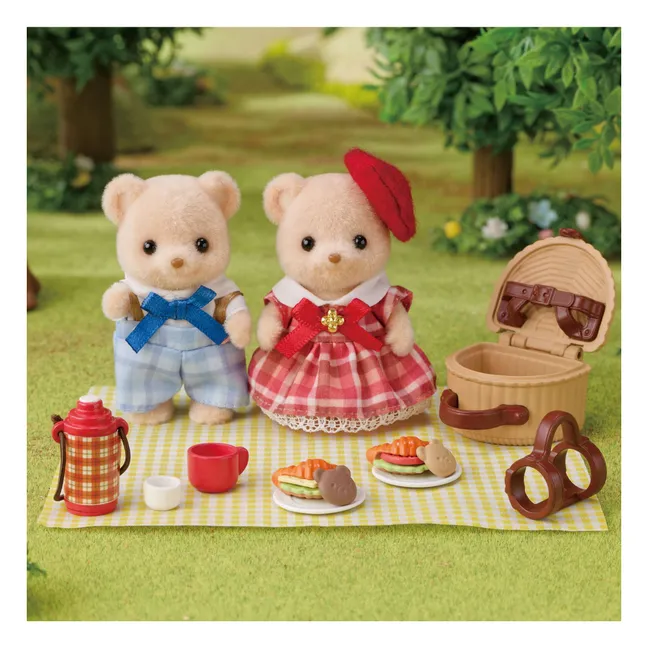Cookie Bears' gourmet picnic 