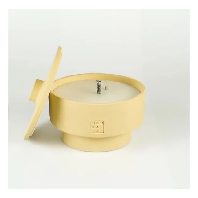 Bougie d'extérieur avec couvercle parfum neutre June Sahara Two | Jaune pâle