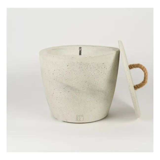 Bougie d'extérieur avec couvercle parfum neutre Urban Garden | Gris
