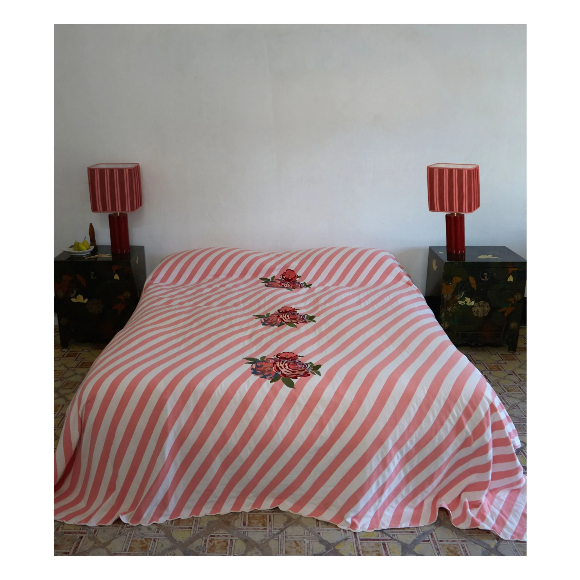 Couvre-lit Monastico, Lisa Corti x The Socialite Family  | Rose- Image produit n°1
