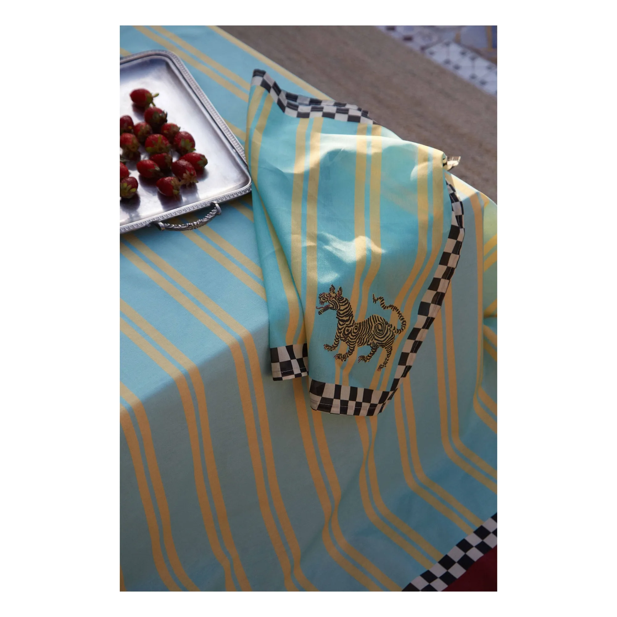 Serviette de table Tigre en coton, Lisa Corti x The Socialite Family | Bleu turquoise- Image produit n°3